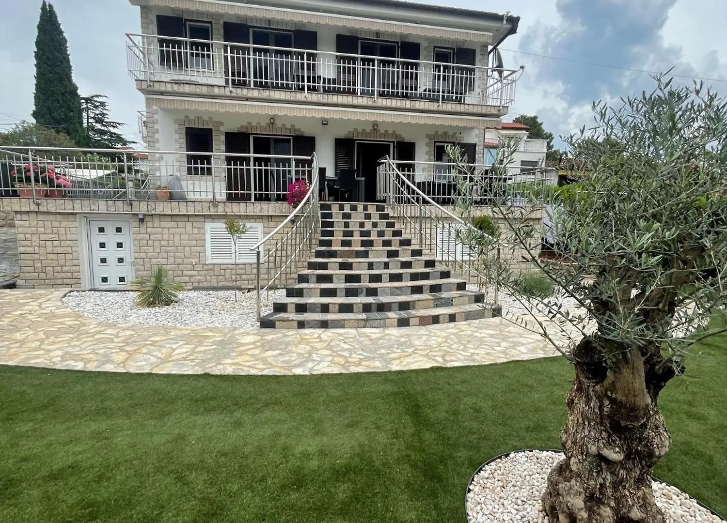 Apartment Olive Malinska - Panoramic Sea View