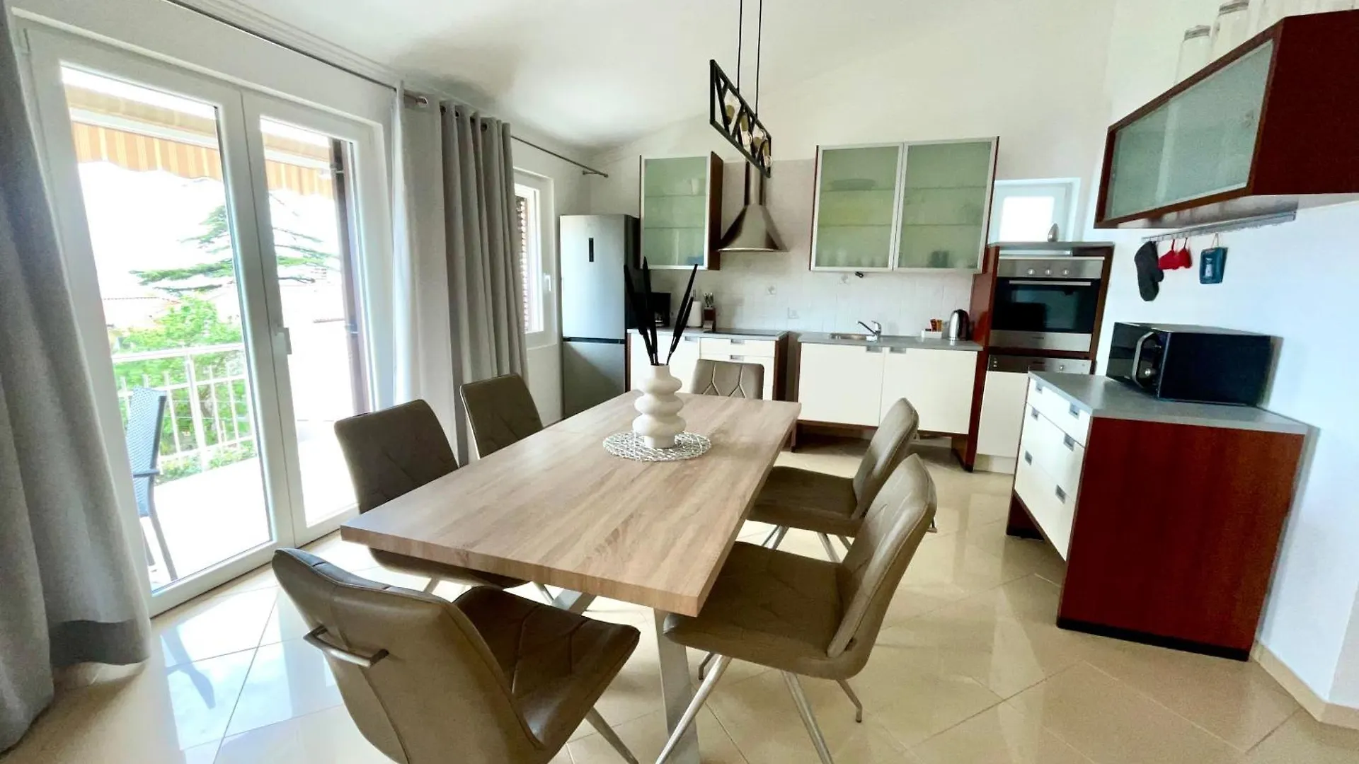 Apartment Olive Malinska - Panoramic Sea View